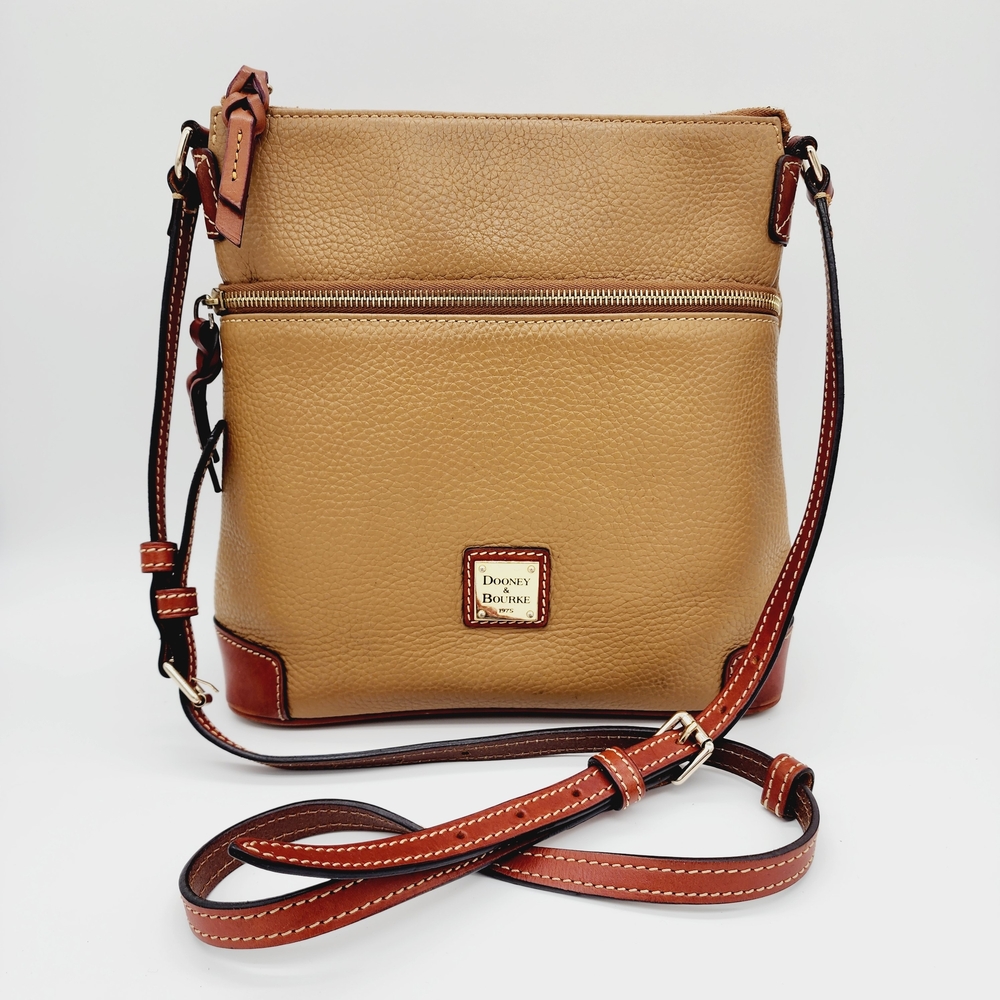 Dooney & Bourke Pebble Grain Leather Crossbody Tan Brown Y2K Medium